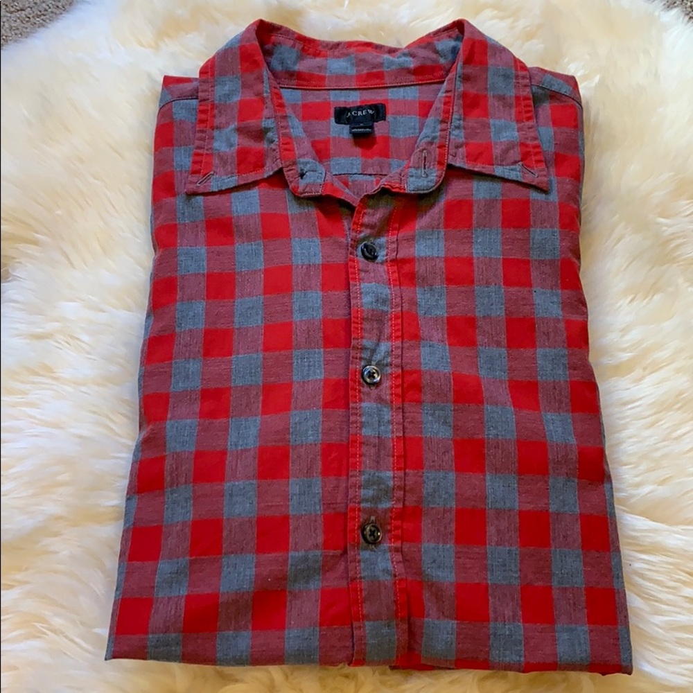 Banana Republic Men’s Red/Grey checked shirt